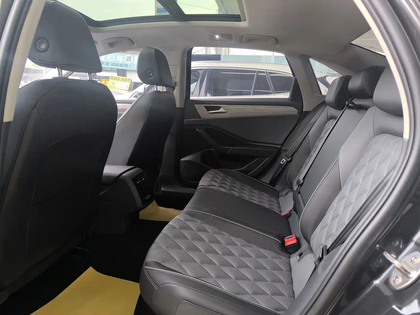 Volkswagen Sagitar 2024 300TSI DSG Surpass Edition фото 5