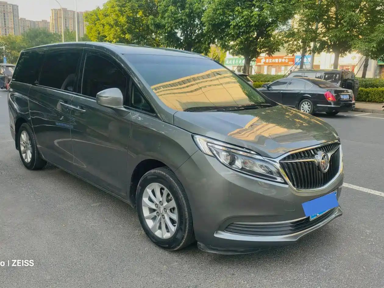Buick GL8 2018 ES 28T Comfort Type China VI фото 3