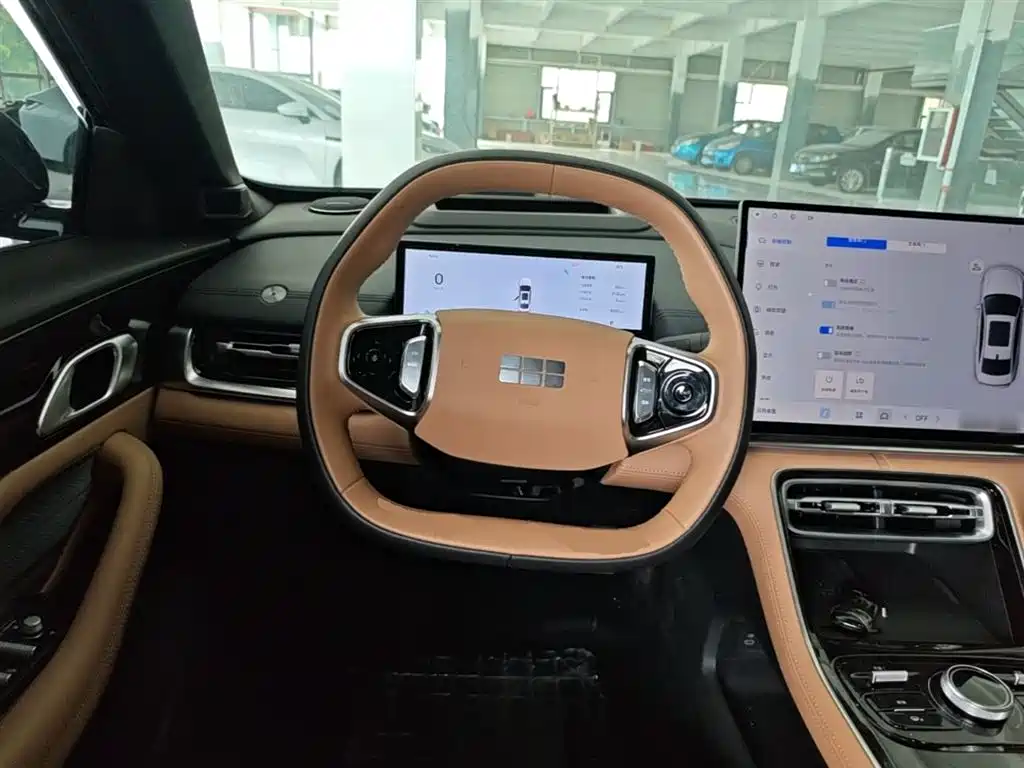 Geely Galaxy Galaxy A7 2025 EM-i фото 11
