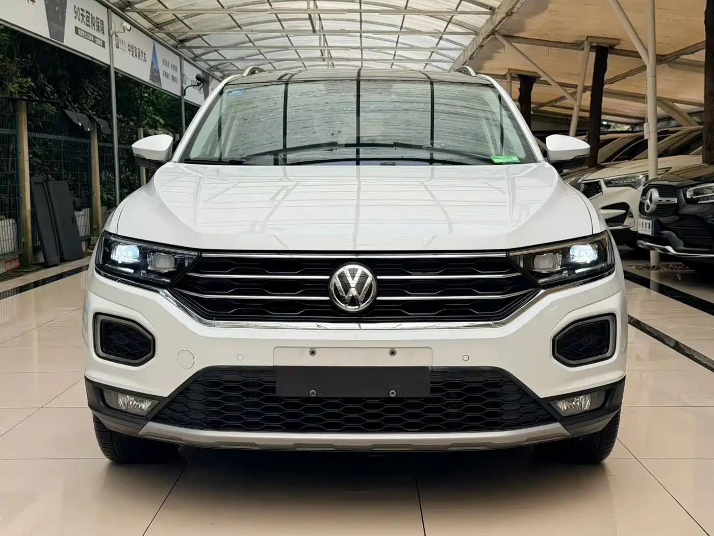 Volkswagen T-ROC 2020 280TSI DSG 2WD Comfort фото 2