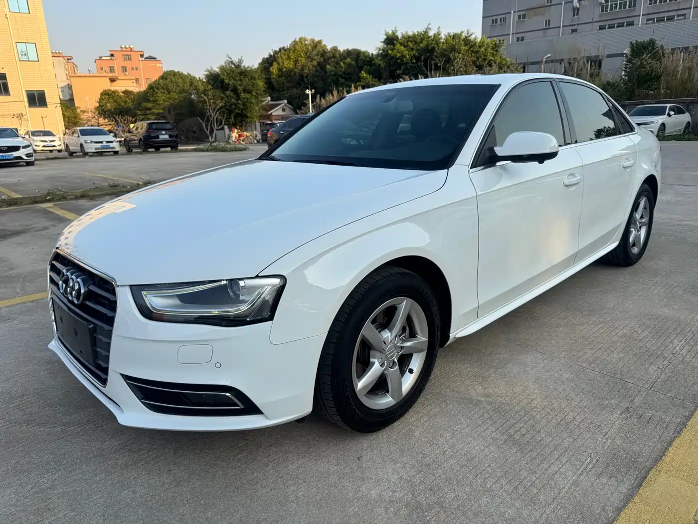 Audi A4L 2013 35 TFSI Automatic Comfort