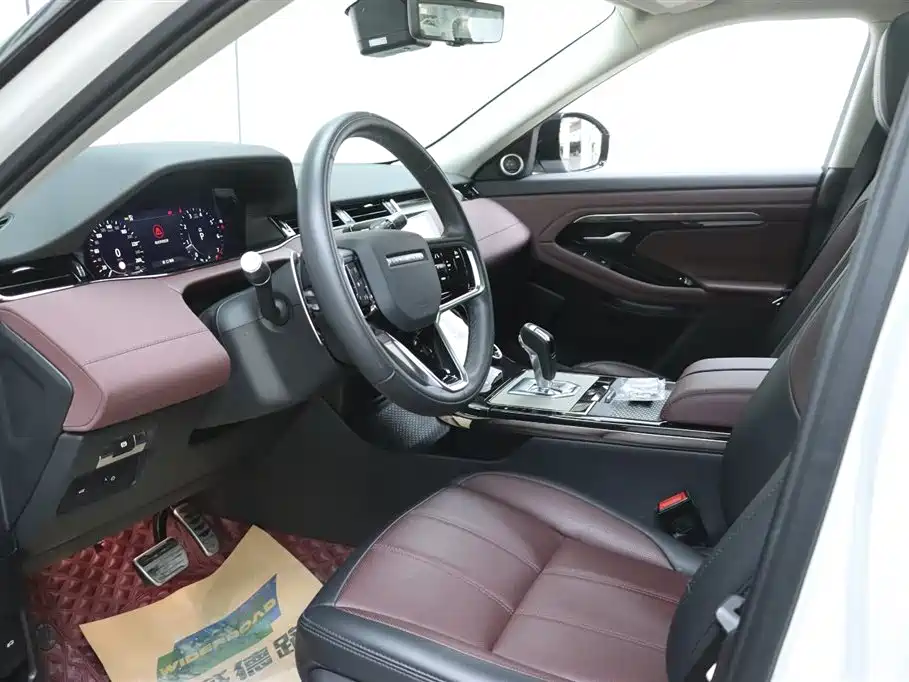 Land Rover Range Rover Evoque 2021 Range Rover Evoque L 249PS R-Dynamic SE Luxury Edition фото 14