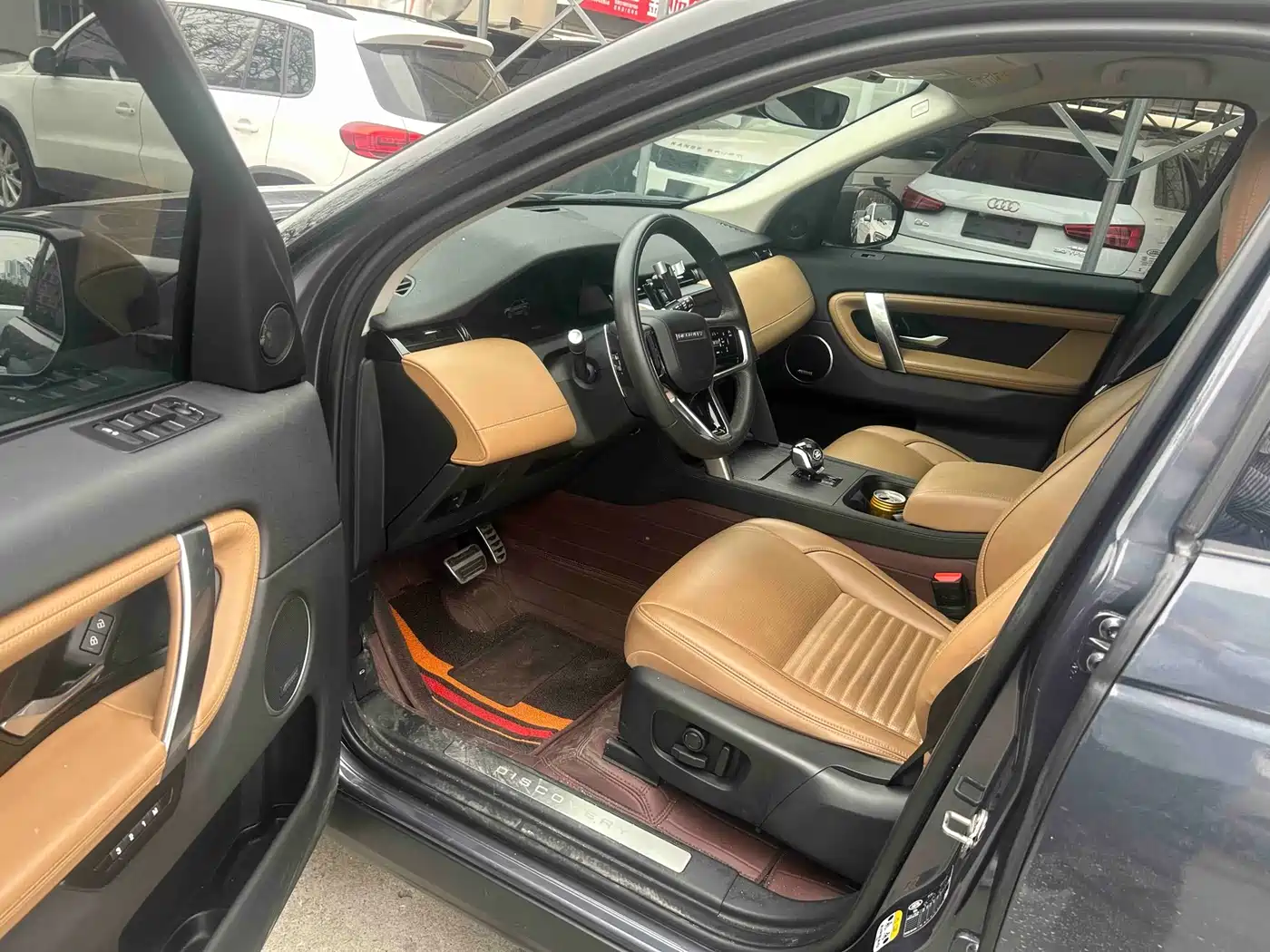 LAND ROVER DISCOVER SPORTS