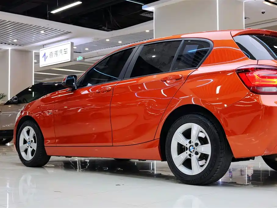 BMW 1 Series (Import) 2013 Facelift 118i Sport Model фото 12