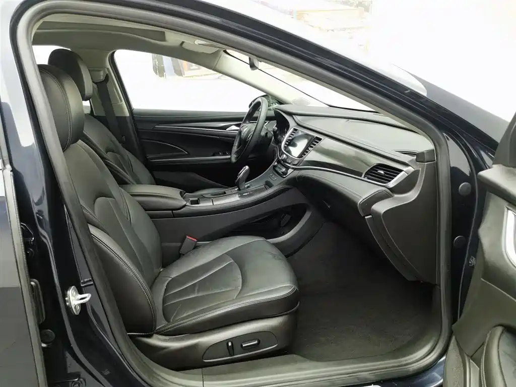 Buick LaCrosse 2021 652T Luxury Edition фото 23