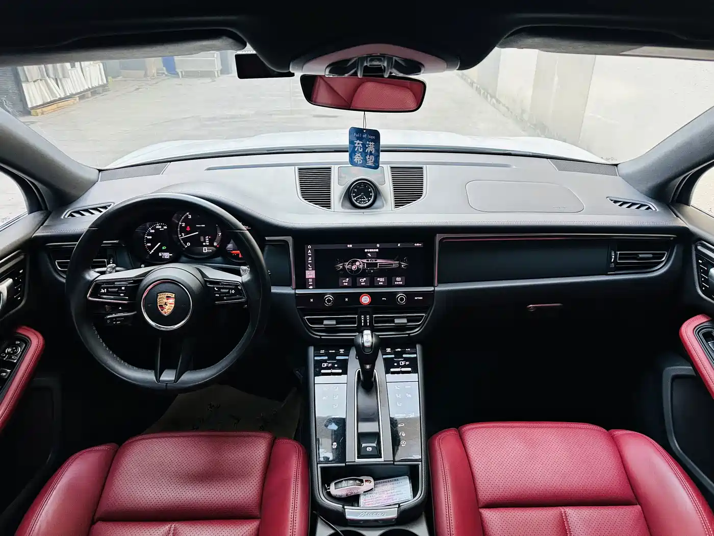 Фото 4 - Porsche Macan