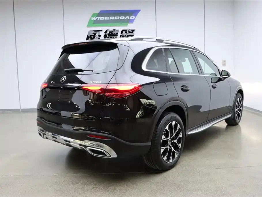 Mercedes-Benz GLC 2023 GLC 260 L 4MATIC Sport 5-seater фото 4