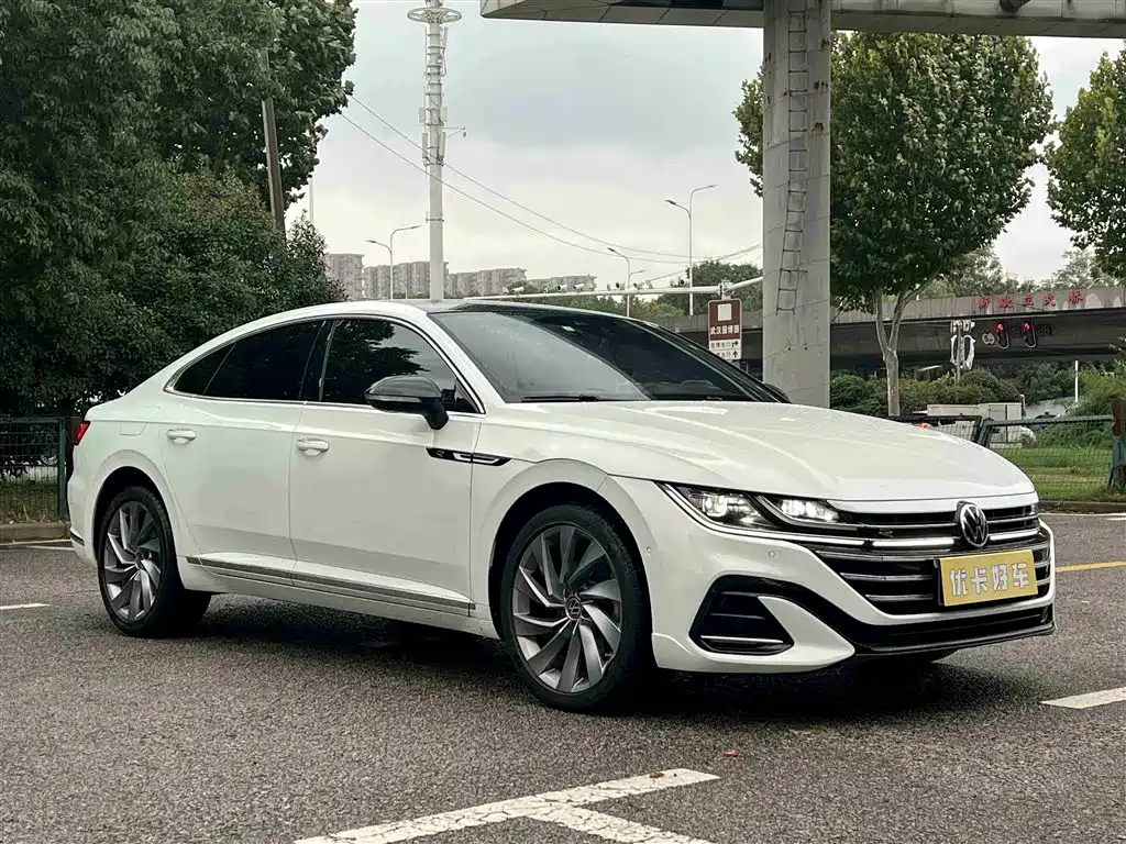 Volkswagen FAW-Volkswagen CC 2021 380TSI Eye-catching Edition фото 4