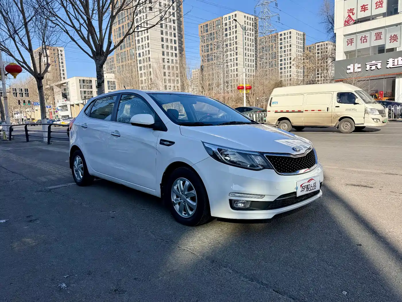 Kia K2 2015 Hatchback 1.4L MT GLS Cool Edition фото 3
