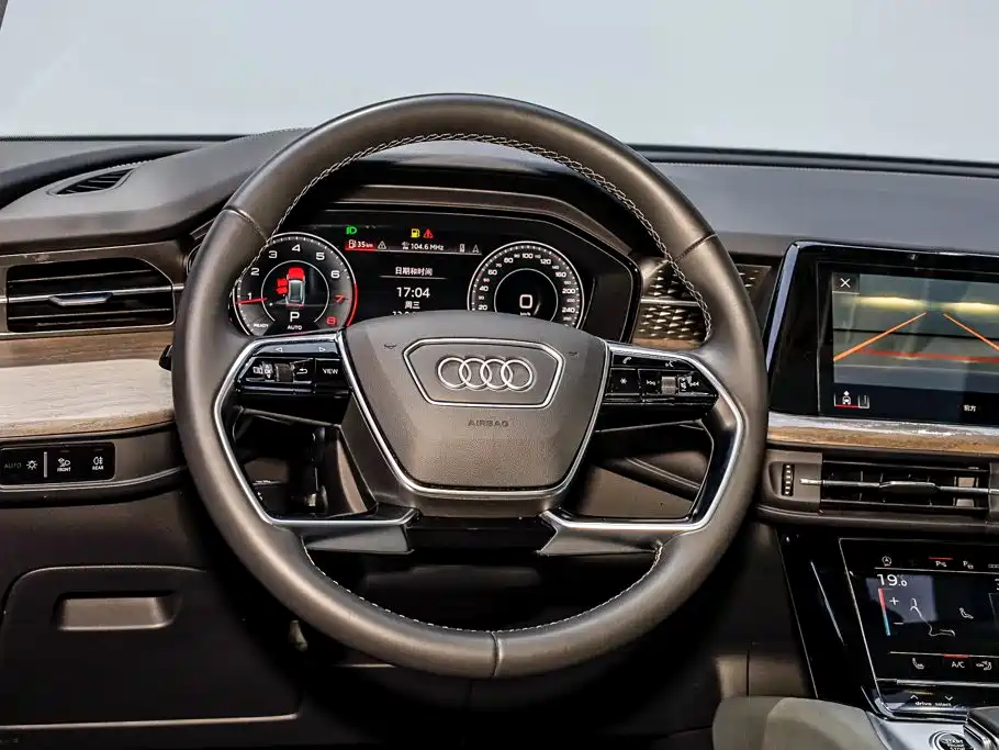 Photo 24 - Audi Q6