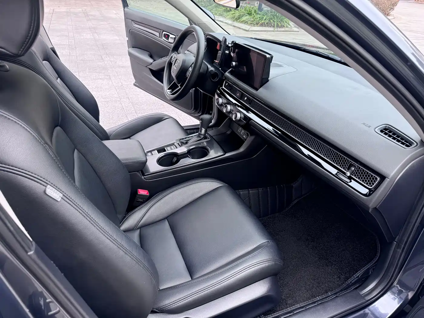 Фото 22 - Honda Civic