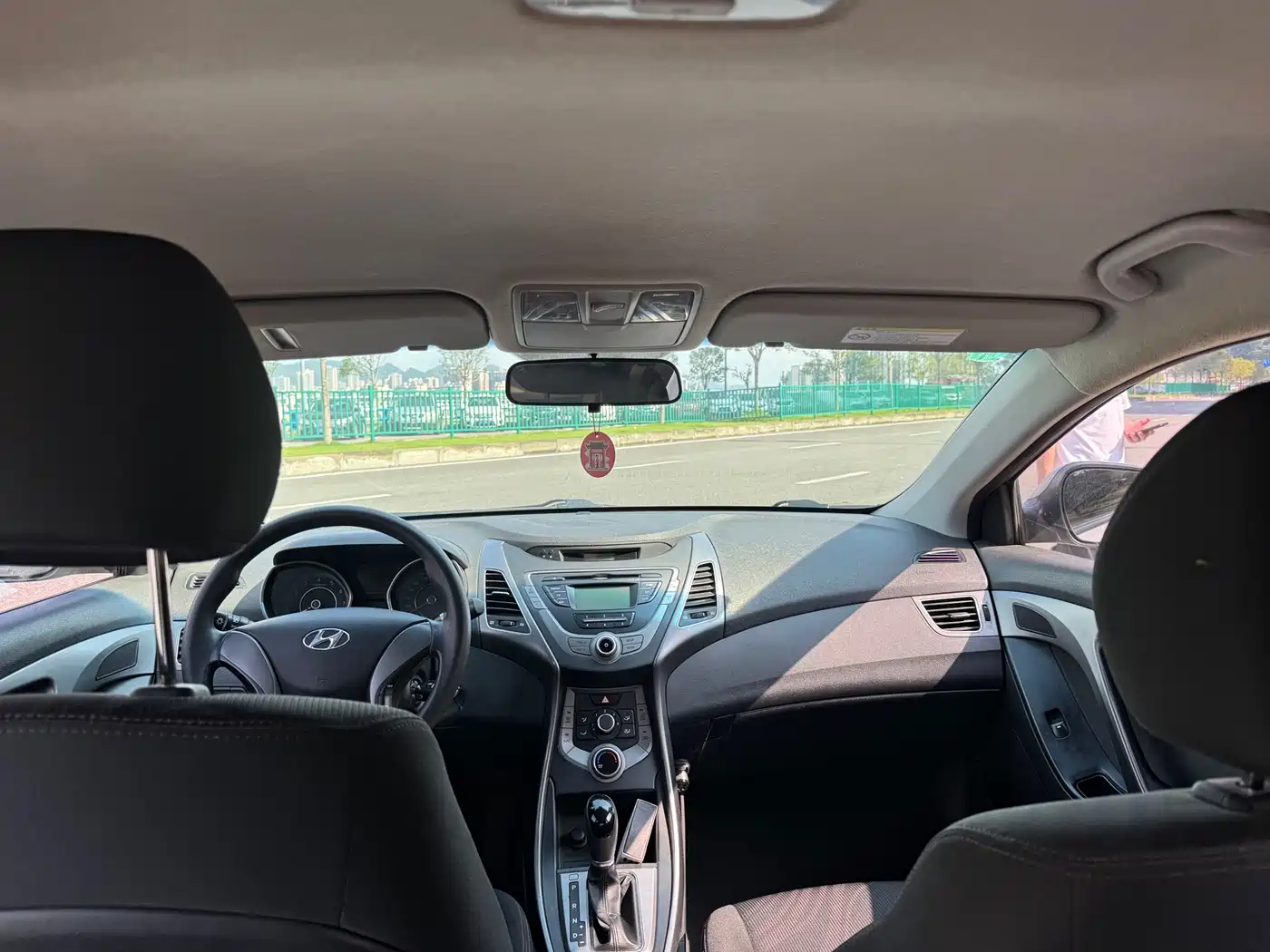 Hyundai Langdong 2015 1.6L Auto Trend фото 9
