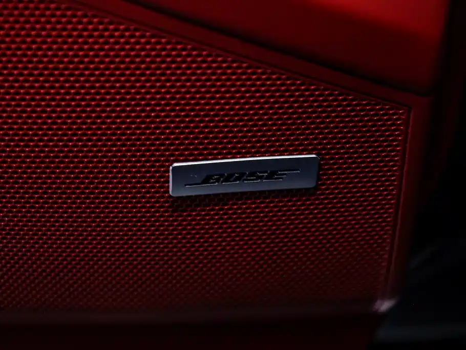 Photo 13 - Porsche Cayenne New Energy