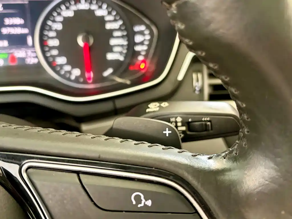 Photo 14 - Audi A4L
