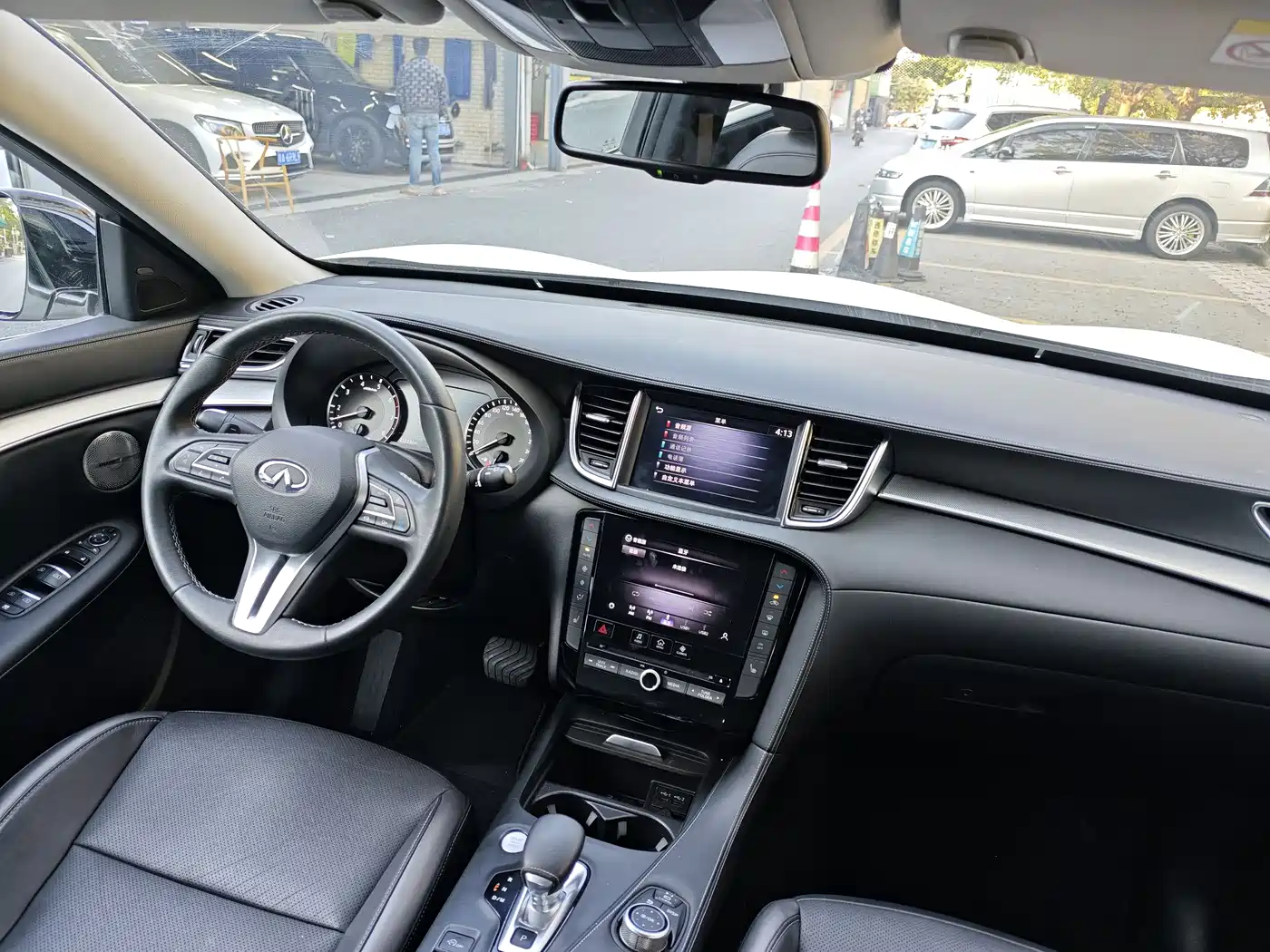 Infiniti QX50 2024 2.0T AWD Luxury Edition фото 11