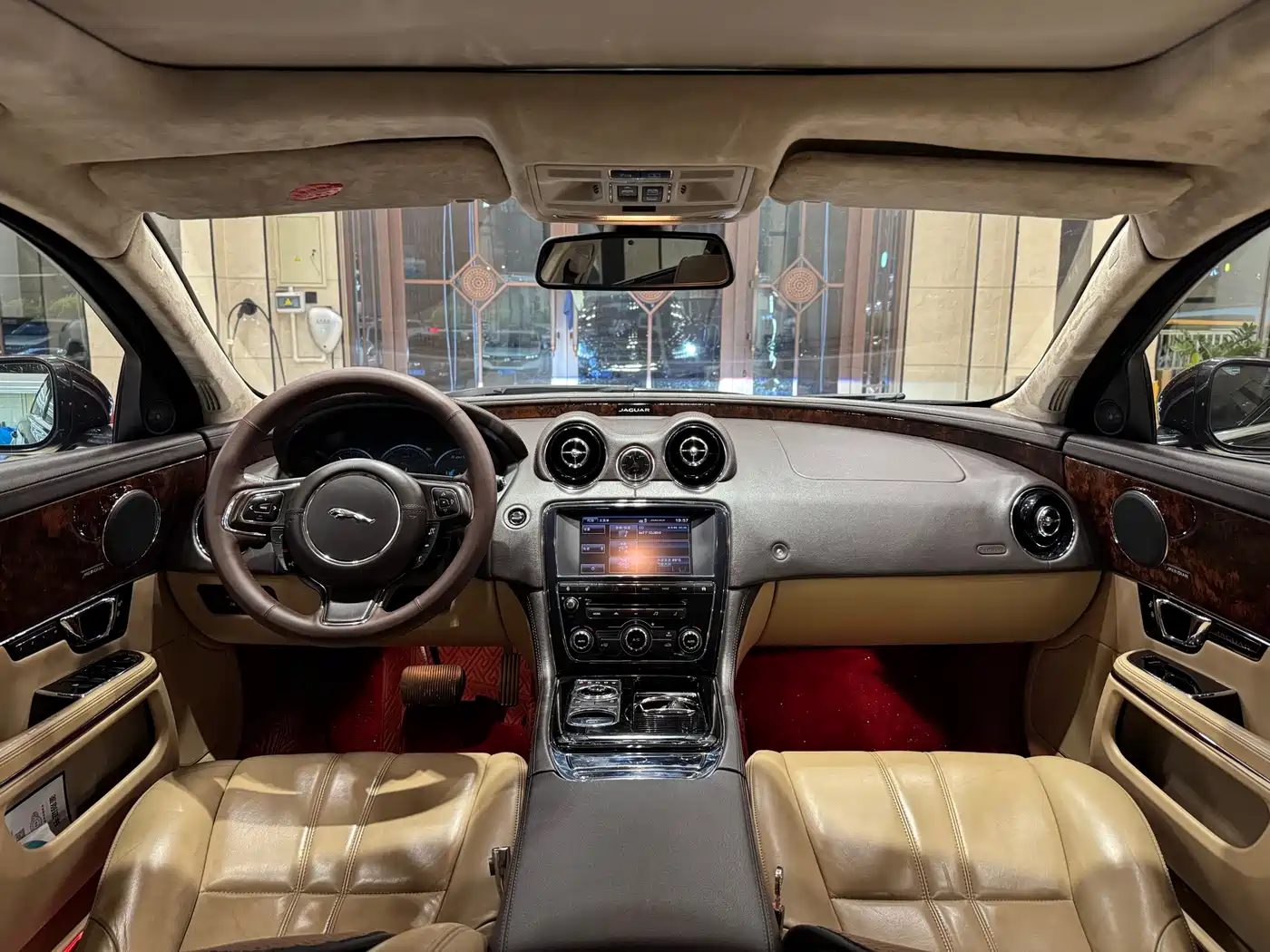 Jaguar XJ 2013 2014 XJL 3.0 SC 2WD Panoramic Business Edition