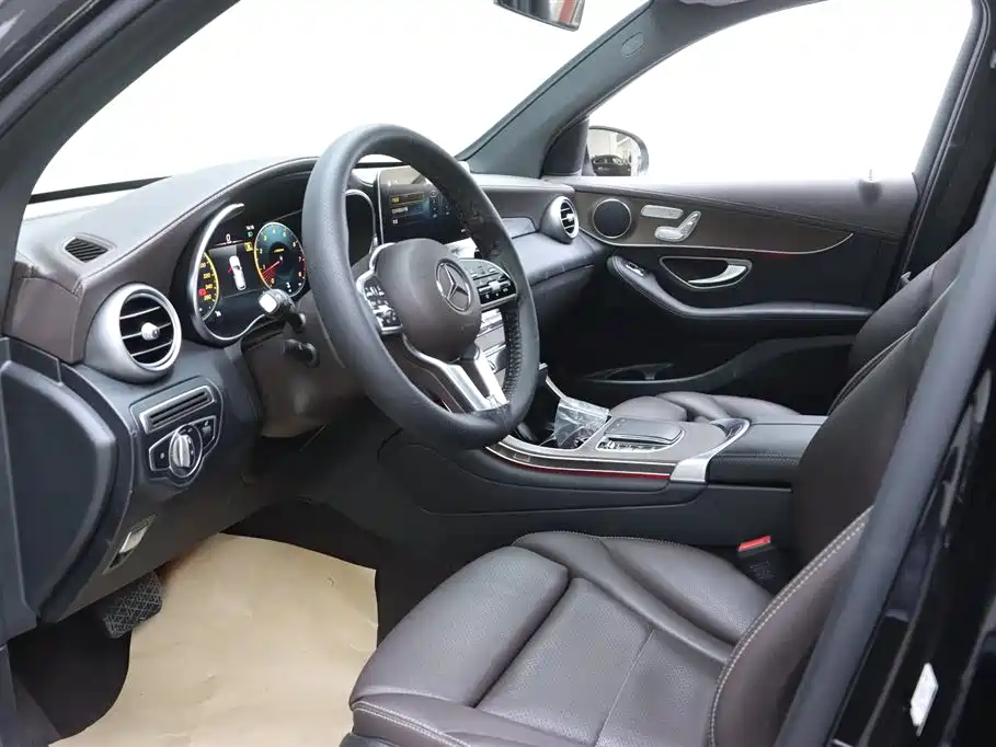 Mercedes-Benz GLC 2022 Facelift GLC 300 L 4MATIC Dynamic Collector's Edition фото 13