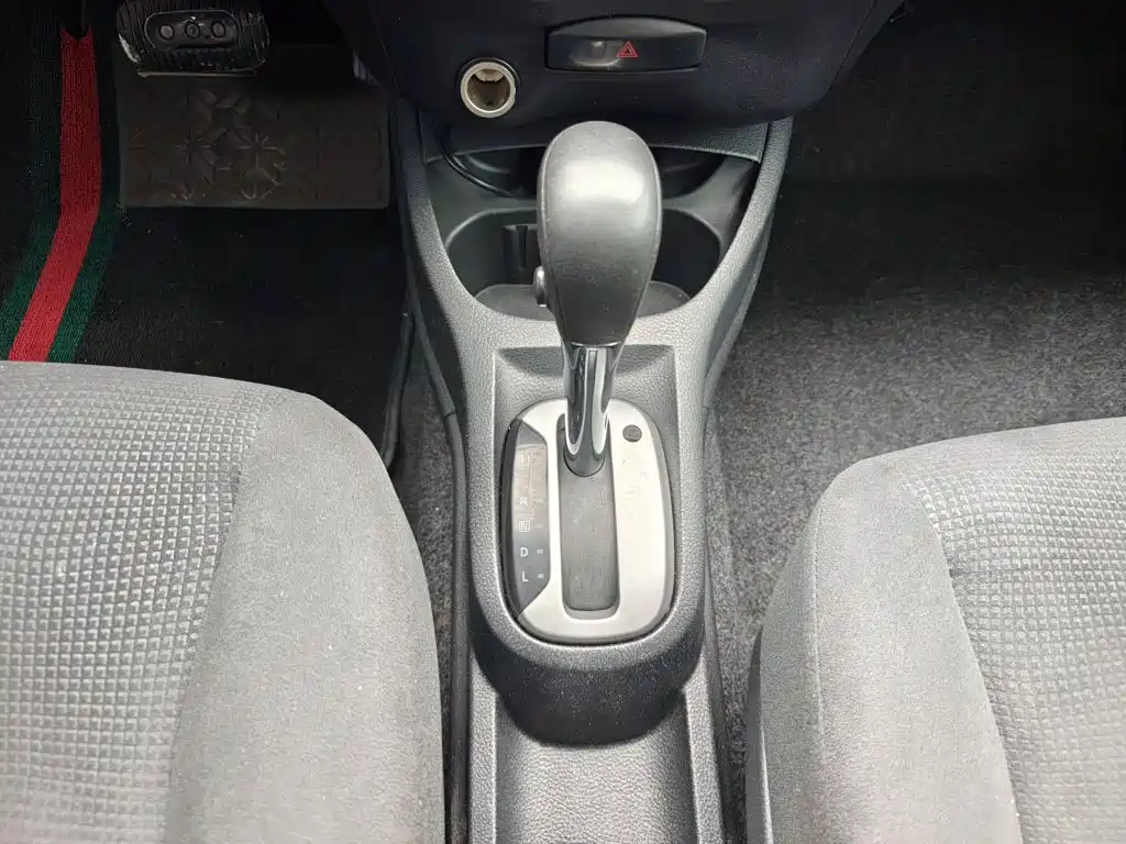 Nissan Livina 2017 2015 1.6XE CVT Comfort Edition