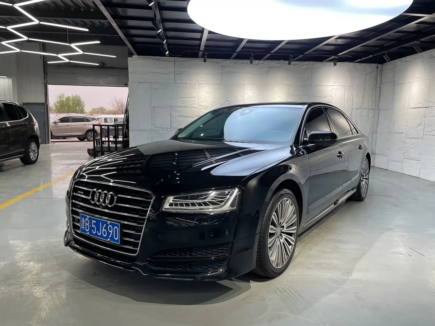 Audi A8 2017 A8L 45 TFSI quattro Leading Elite Collector's Edition