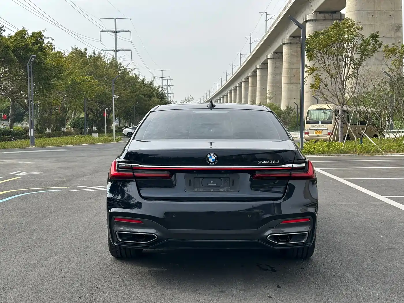 BMW 7 Series 2019 740Li Leading M Sport Package фото 5