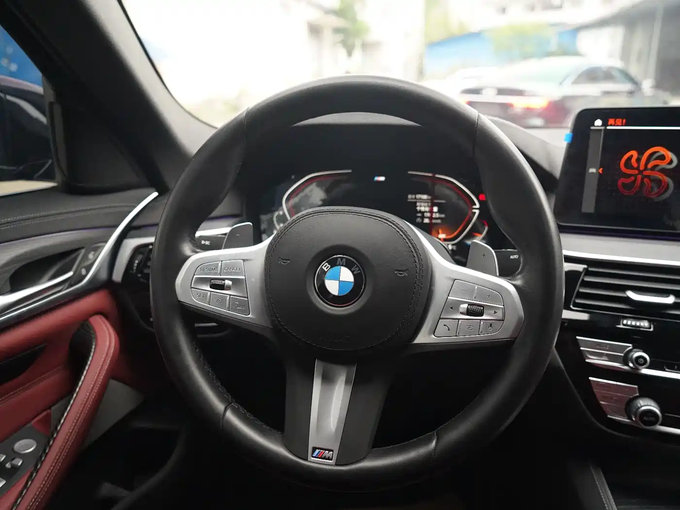 BMW 5 Series 2023 Facelift 530Li Leading M Sport Package фото 16