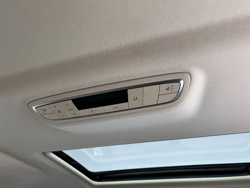 Buick GL8 2023 ES Landmaster Exclusive фото 24