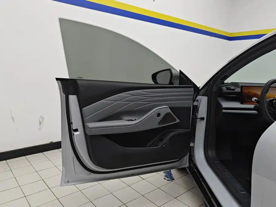 Geely Galaxy Galaxy E8 2025 2025 700km Long Voyage Smart Drive Edition