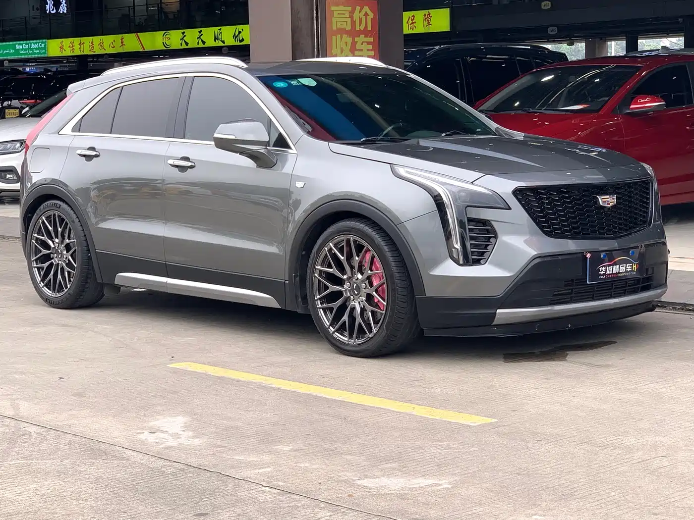 Cadillac XT4 2018 28T FWD Leading Edition фото 3