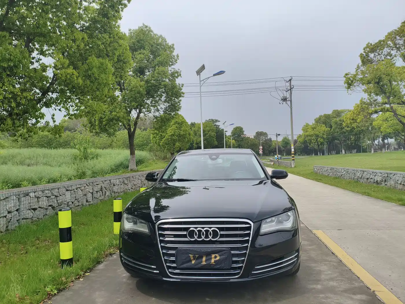 Audi A8 2011 A8L 3.0 TFSI quattro Comfort (245kW) фото 2
