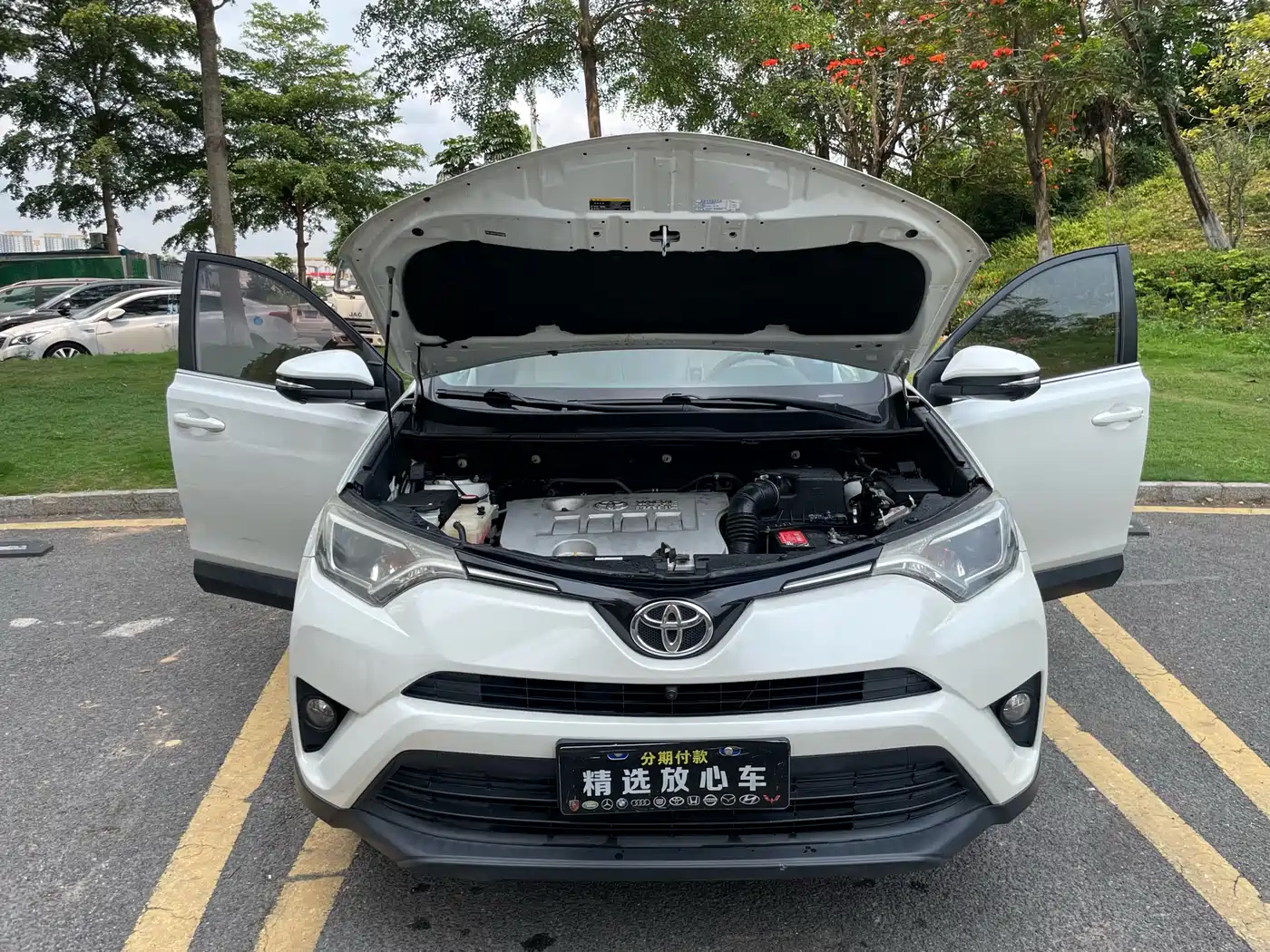 Toyota RAV4 Rongfang 2016 2.0L CVT 2WD Urban (China V) фото 18