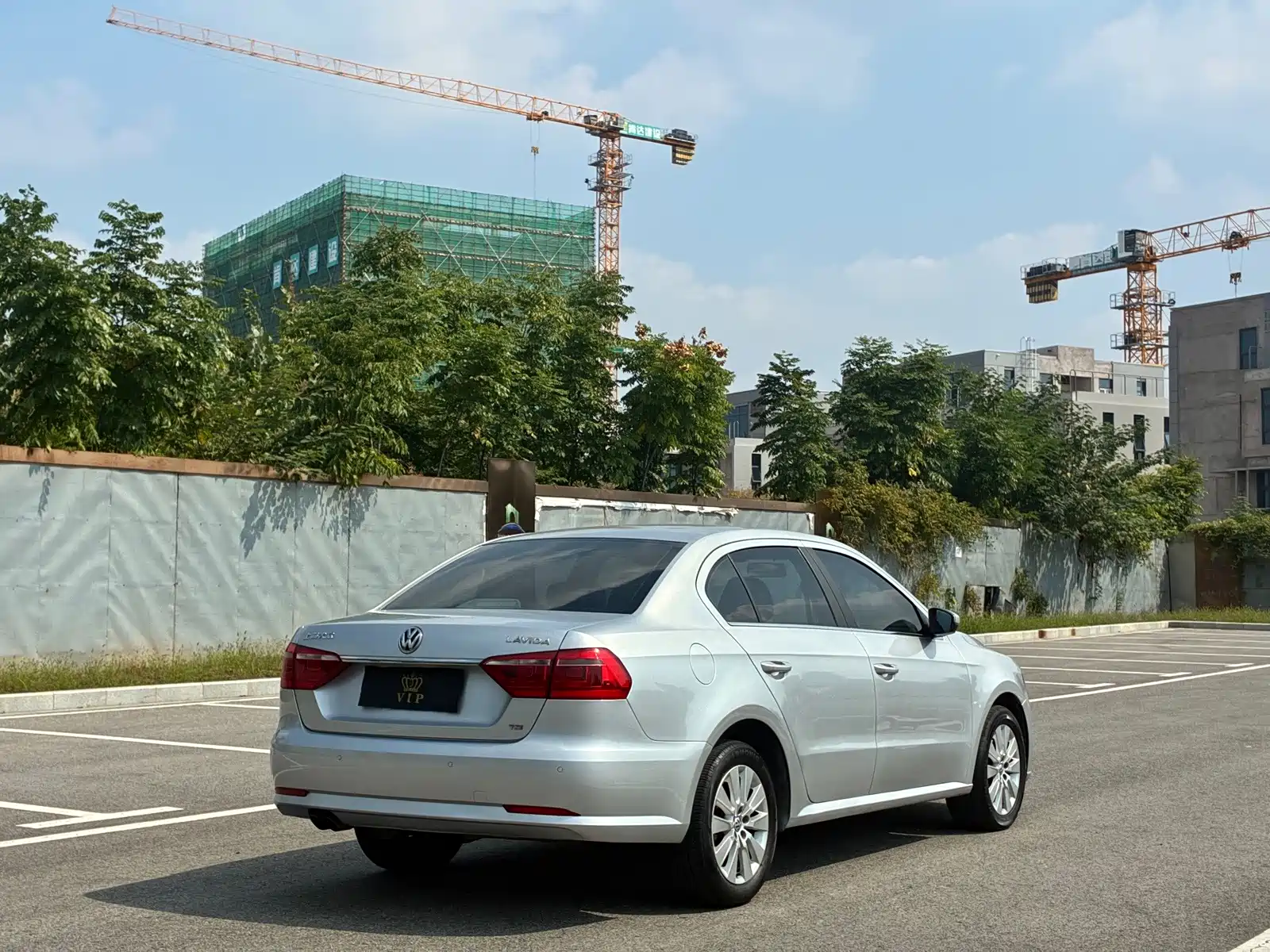 صورة 5 - Volkswagen Lavida