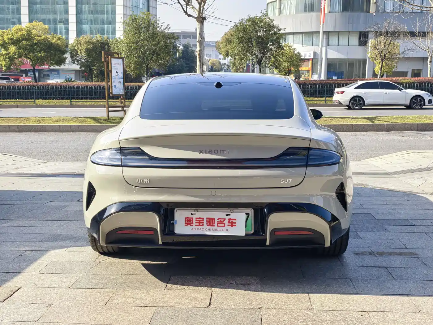 XIAOMI CAR XIAOMI SU7