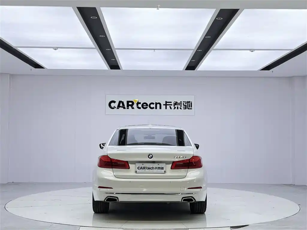 BMW 5 Series 2018 530Li Leading Luxury Package фото 13