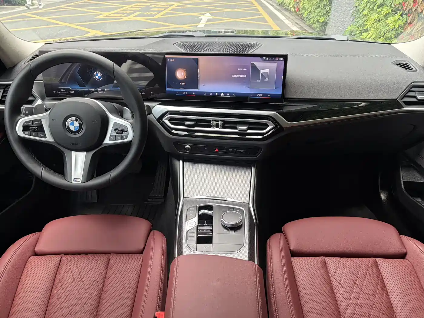 BMW 3 Series 2024 325Li M Sport Shadowline Package фото 8