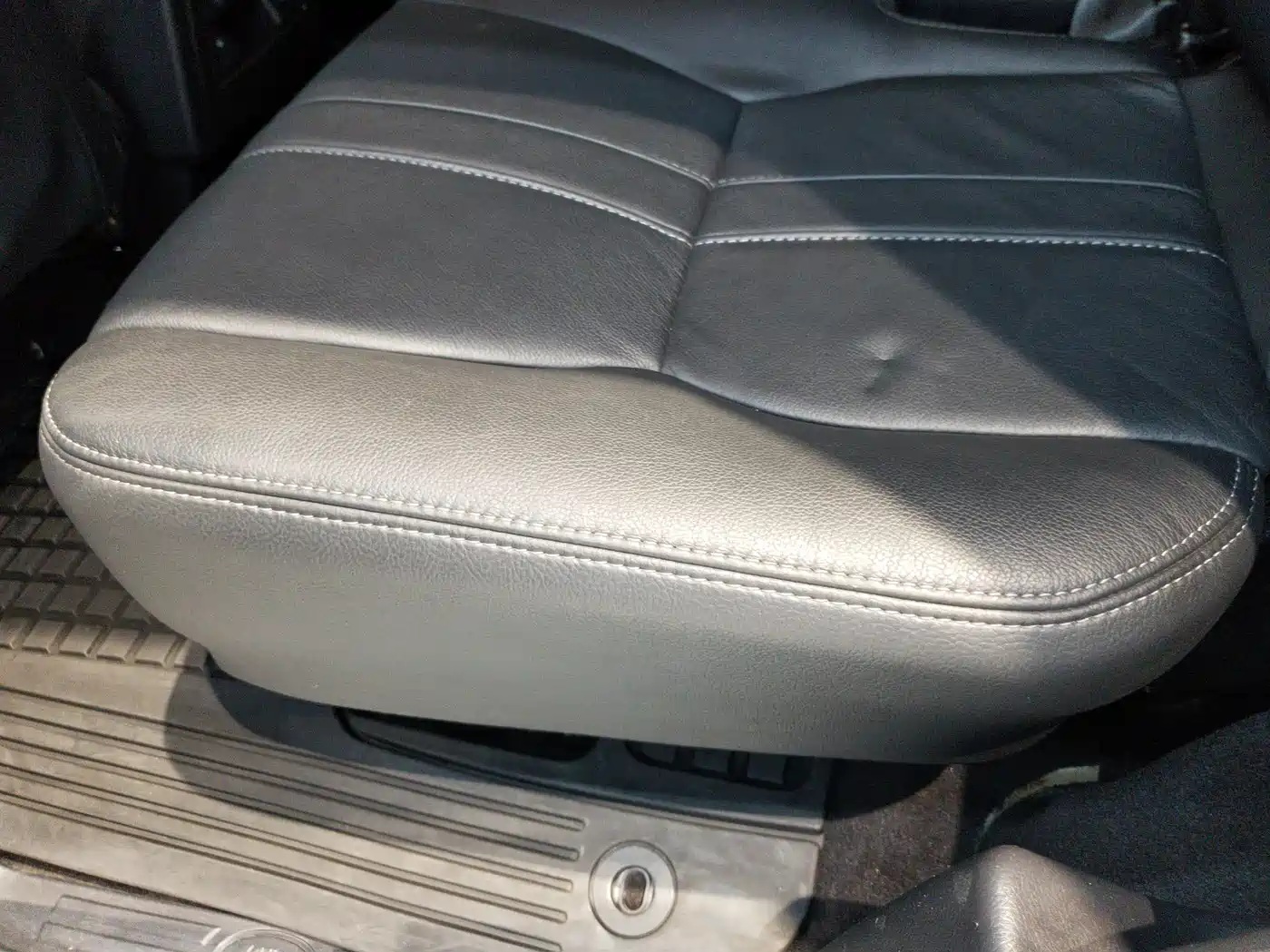 Land Rover Discovery 2013 3.0 SDV6 HSE Diesel фото 21