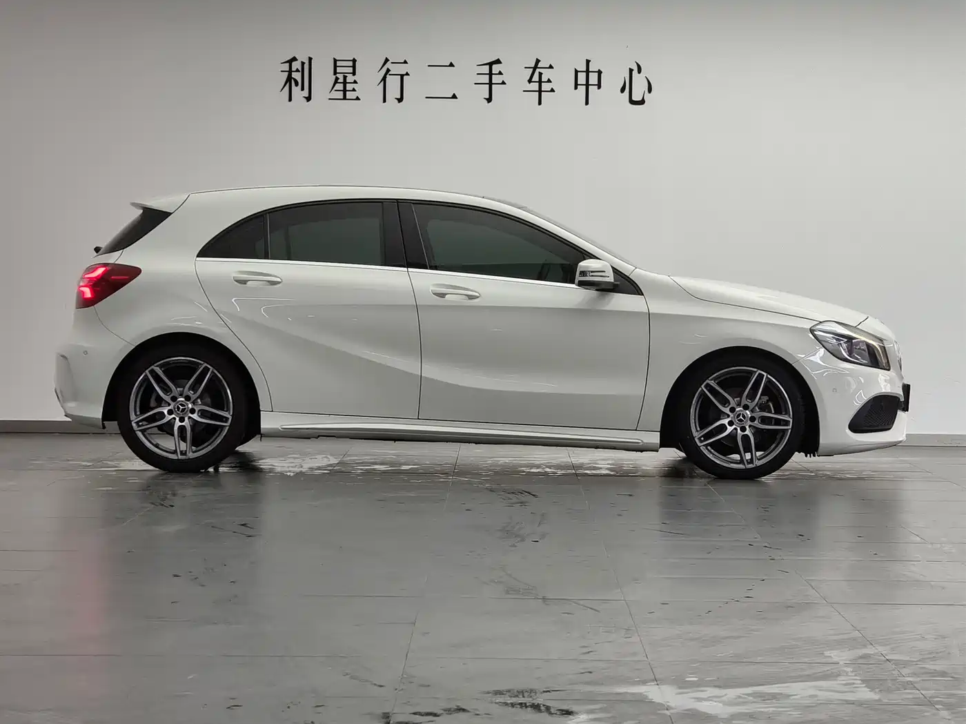 MERCEDES-BENZ A CLASS