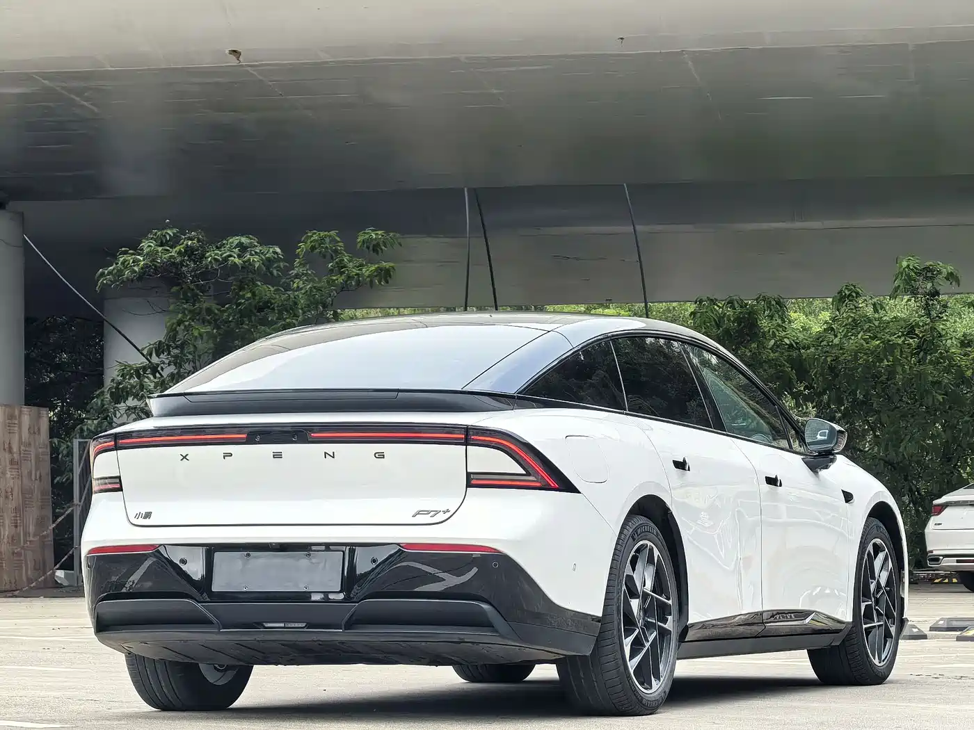 XIAOPENG P7+