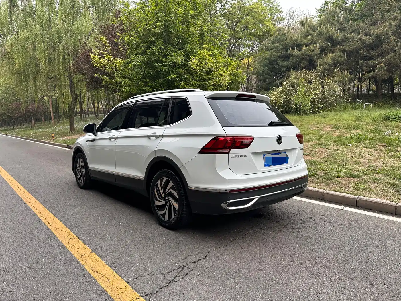 Volkswagen Tiguan L 2023 330TSI Auto 2WD Smart Edition фото 4