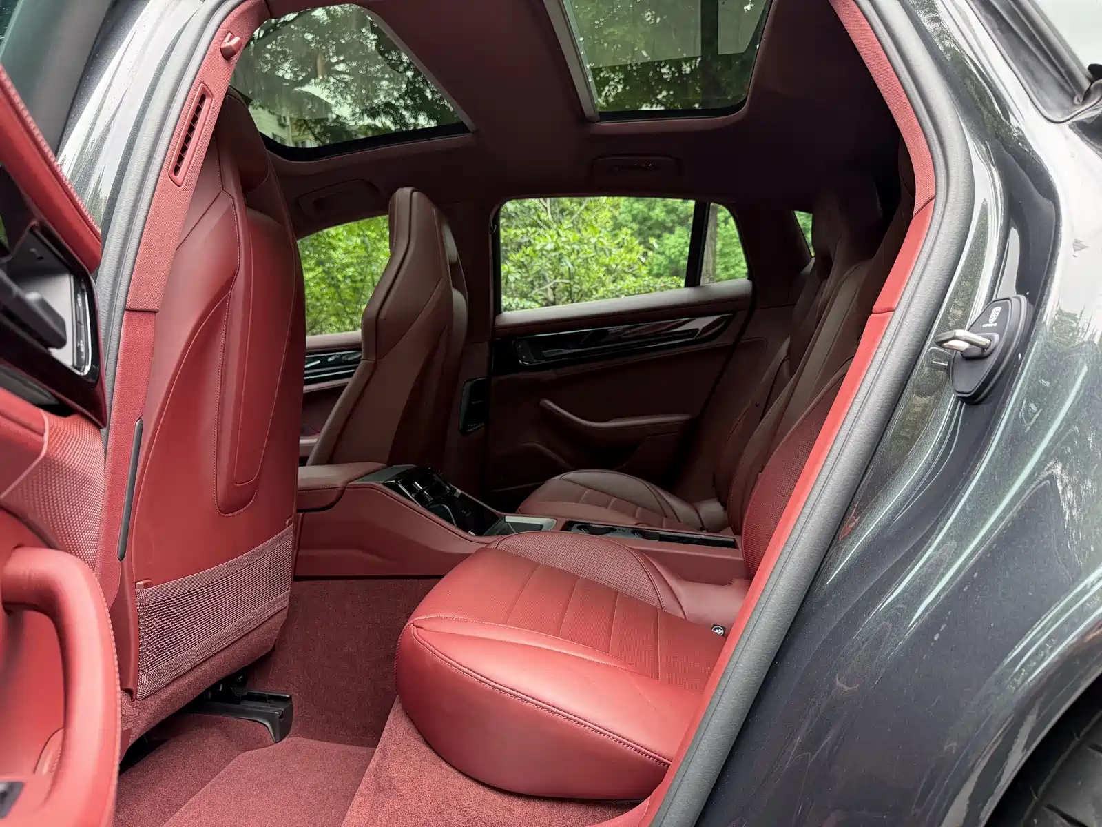 Photo 9 - Porsche Panamera