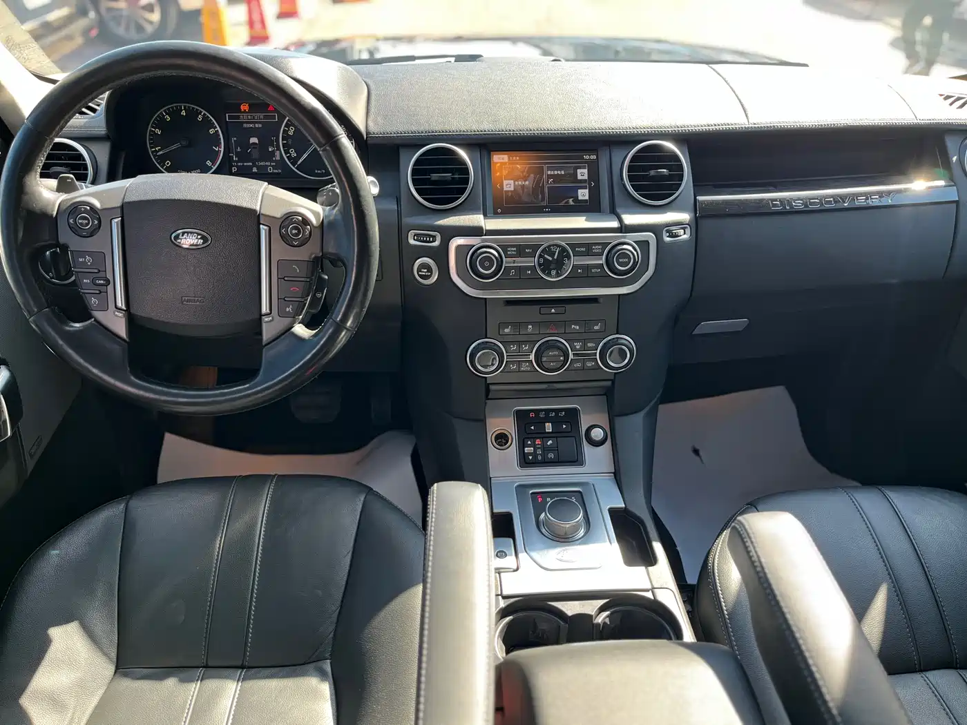 Land Rover Discovery 2016 3.0 SC V6 HSE фото 19