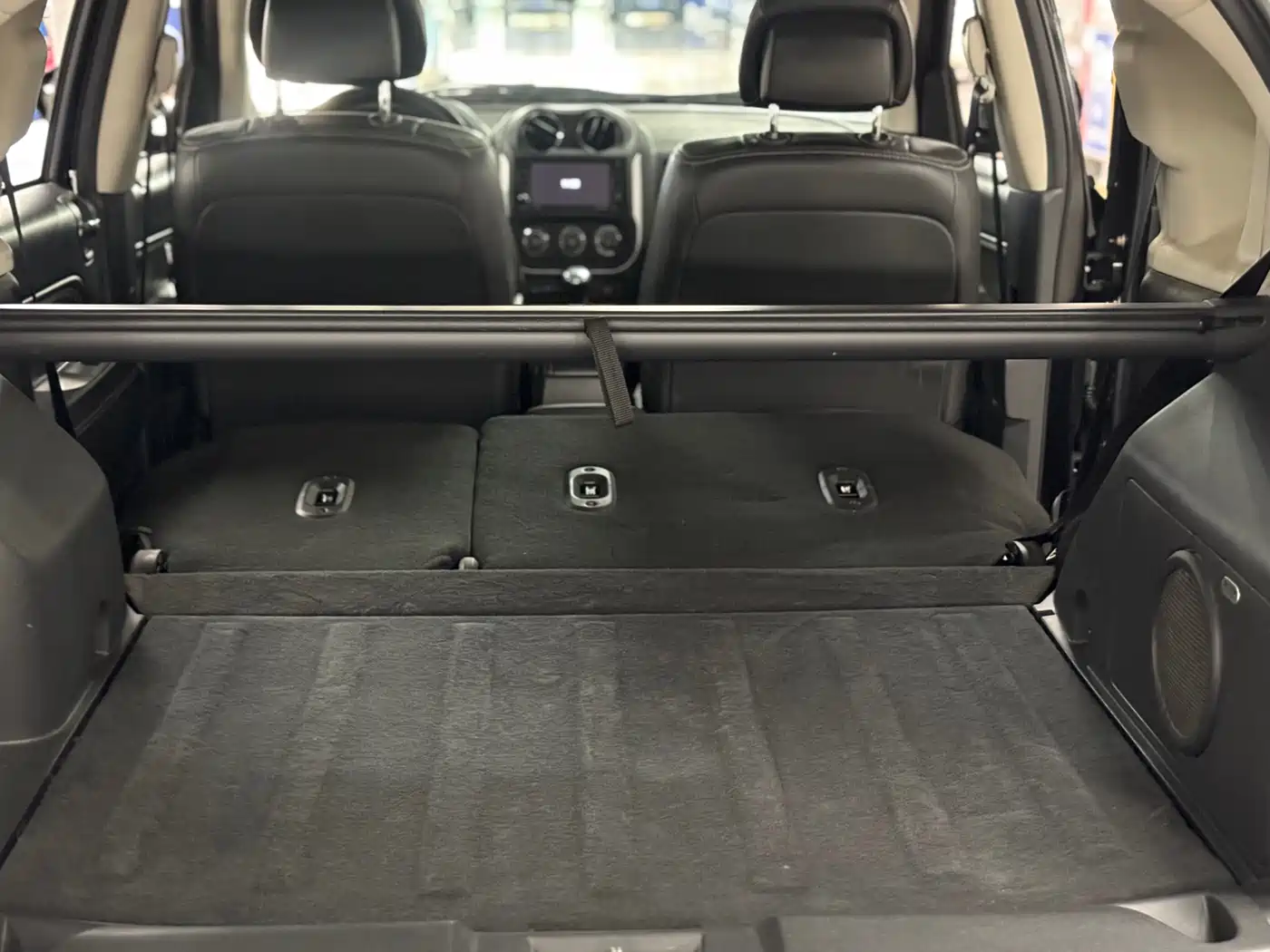 Jeep Compass (Import) 2015 2015 2.0L 2WD Luxury