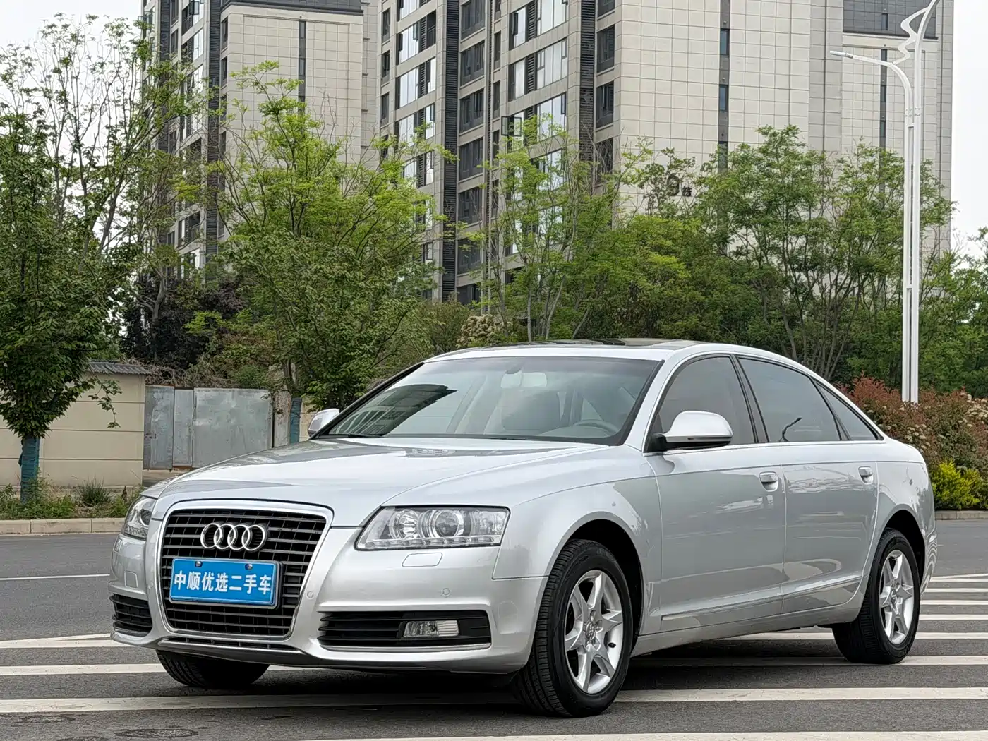 Audi A6L 2010 2.0 TFSI Automatic Standard