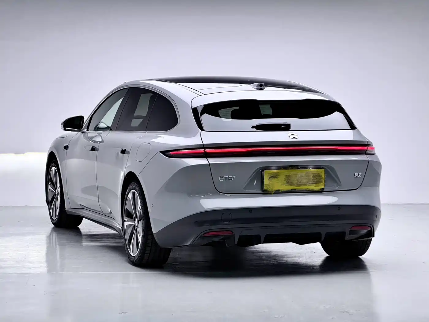NIO NIO ET5T