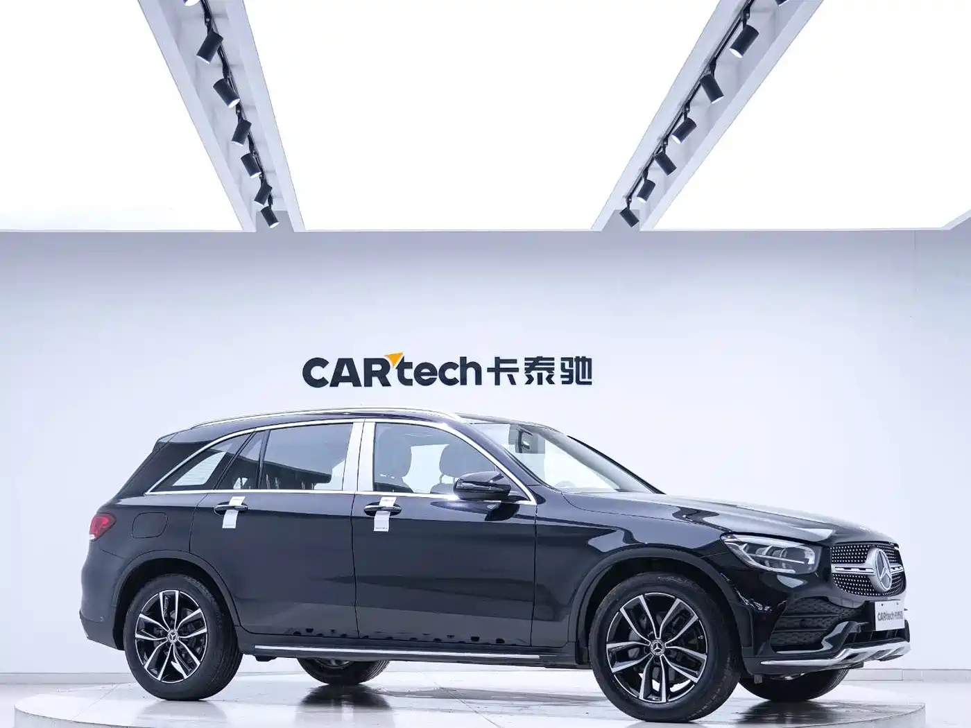 Mercedes-Benz GLC 2022 Facelift II GLC 260 L 4MATIC Sport Model фото 3