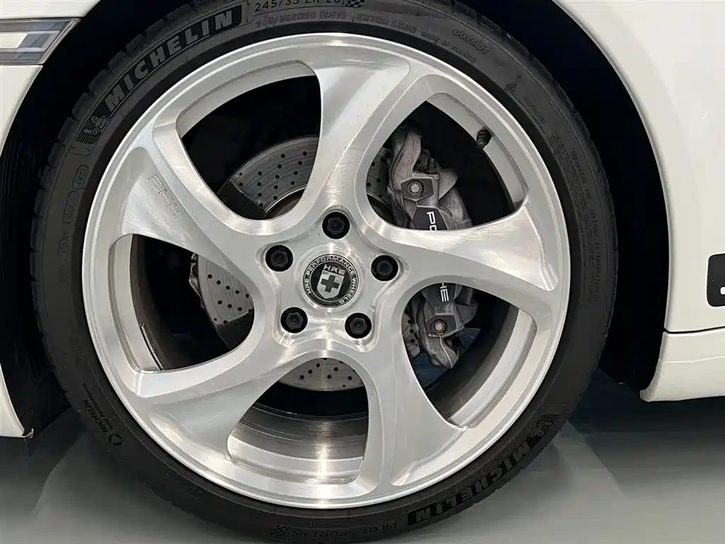 Photo 18 - Porsche 911