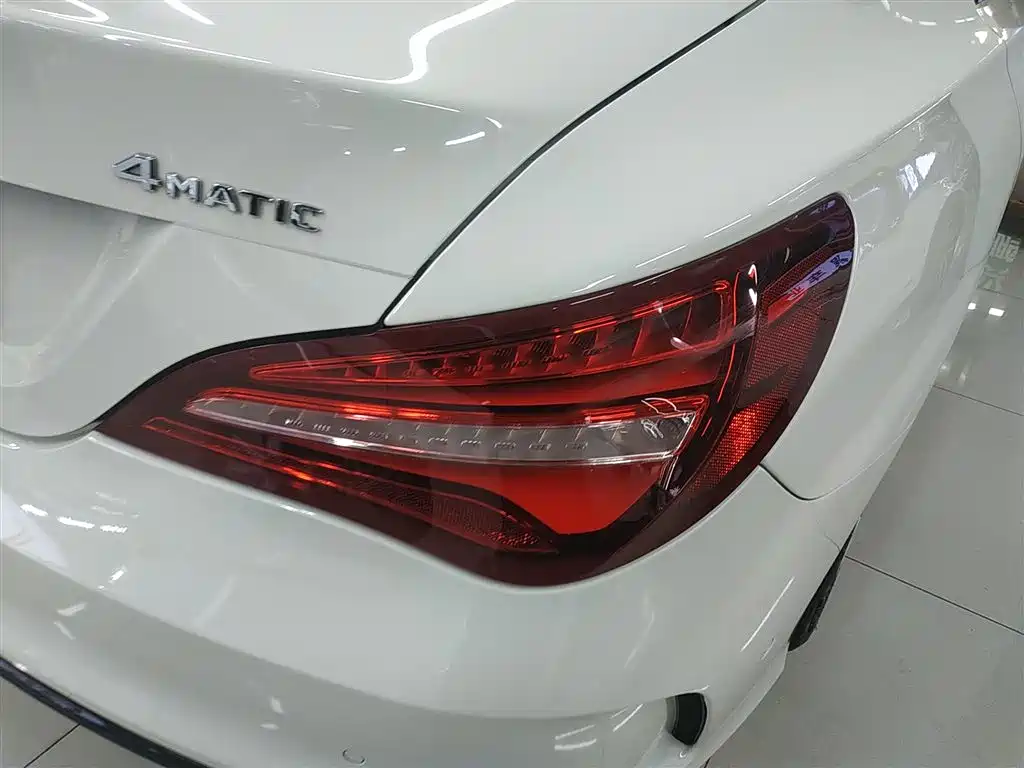 Mercedes-Benz CLA (Import) 2017 CLA 220 4MATIC Polar Limited Edition фото 24