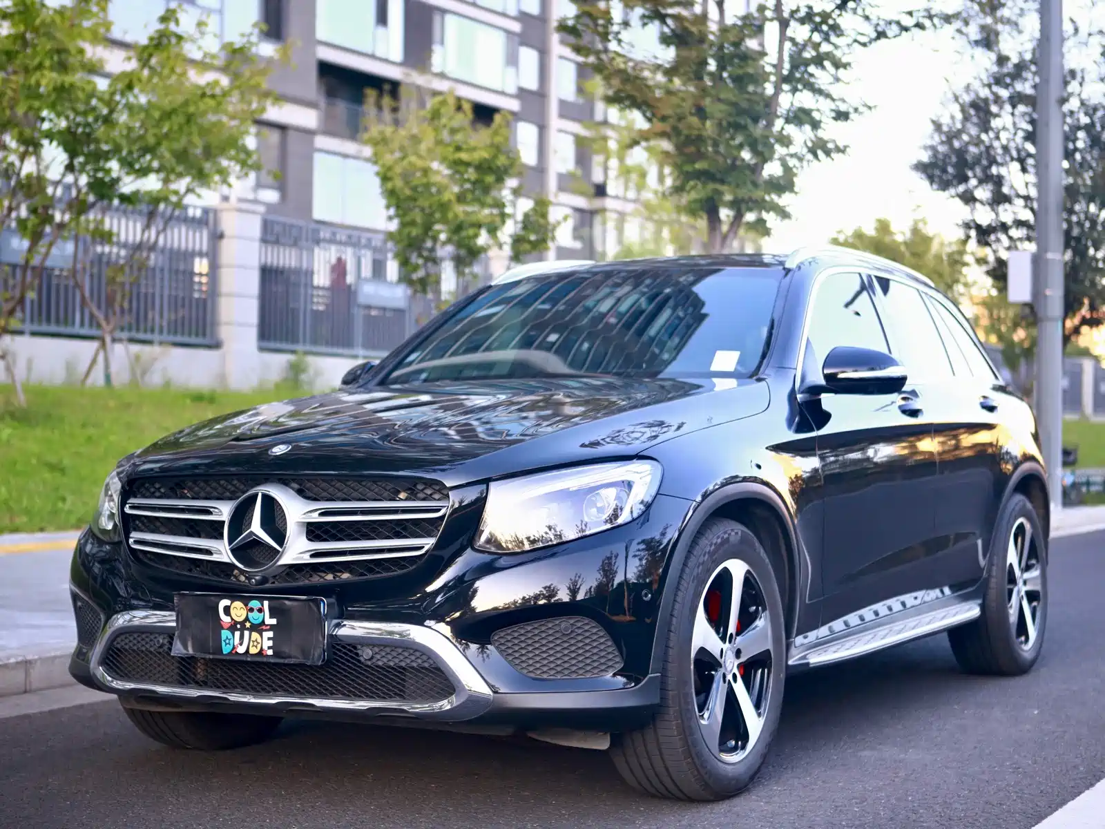 Фото 1 - Mercedes-Benz GLC