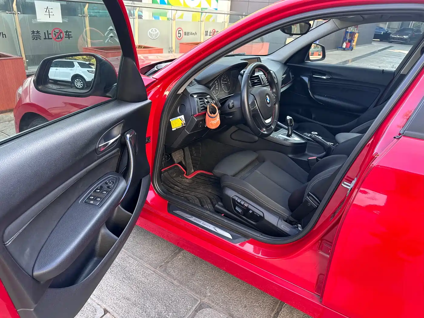 BMW 1 Series (Import) 2013 Facelift 118i Sport Model фото 35