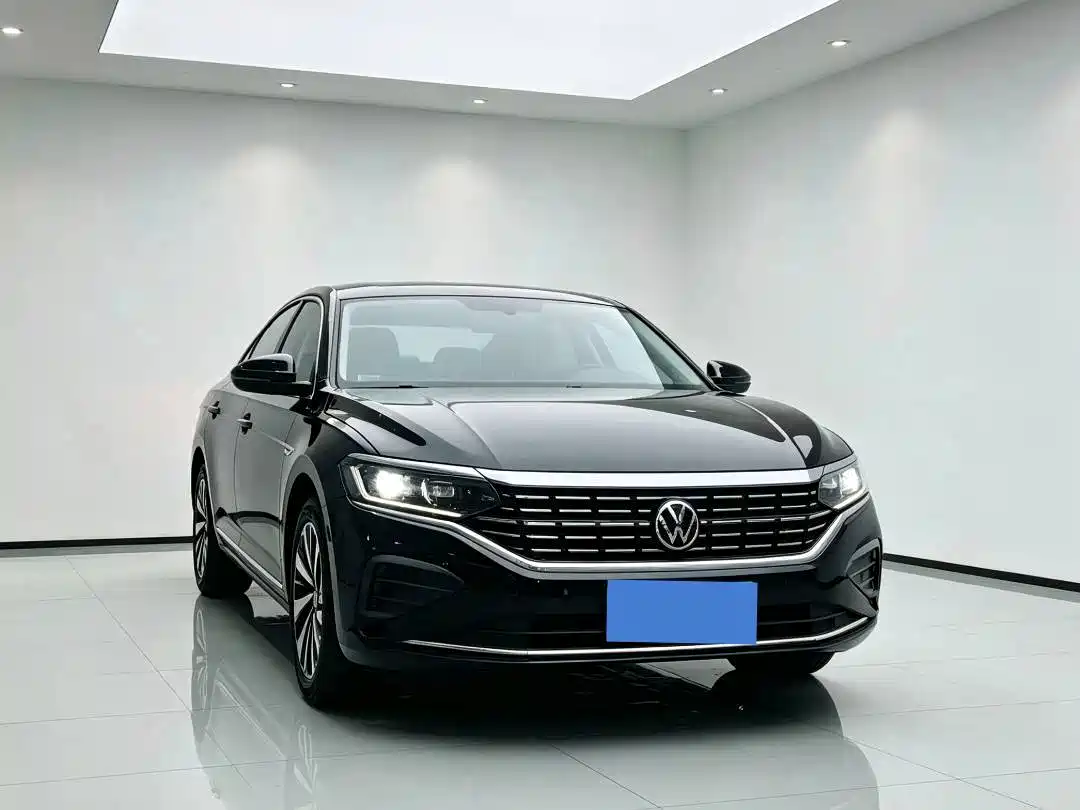 صورة 2 - Volkswagen Passat