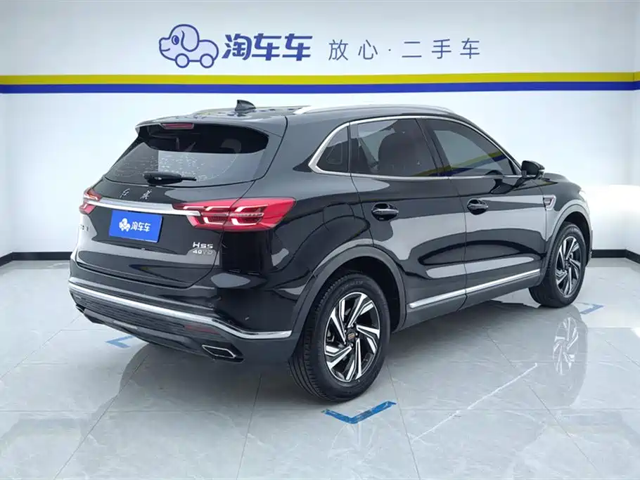 Hongqi HS5 2022 Facelift 2.0T Smart Flag Enjoyment Edition фото 3